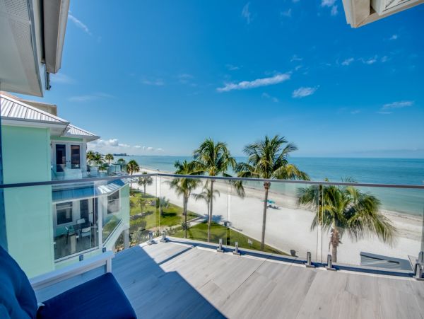 Luxury Gulf-Front Vacation Rental  Fort Myers Beach 3-Bedroom Home
