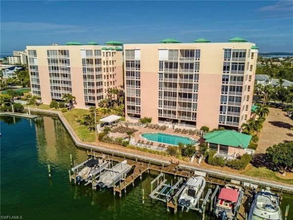Fort Myers Condo 999688