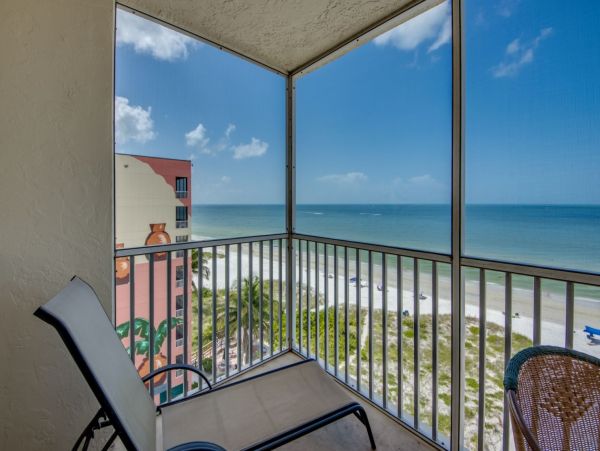 Fort Myers Beach Stroll Away 1-Bedroom Condo