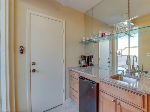 Fort Myers Condo 999695