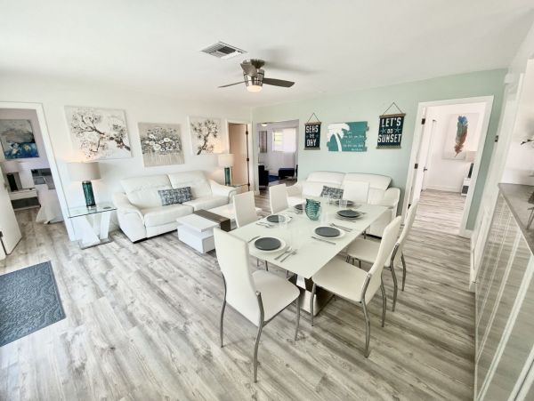 Fort Myers Home 999696