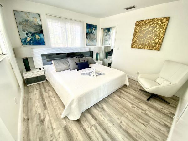 Fort Myers Home 999696