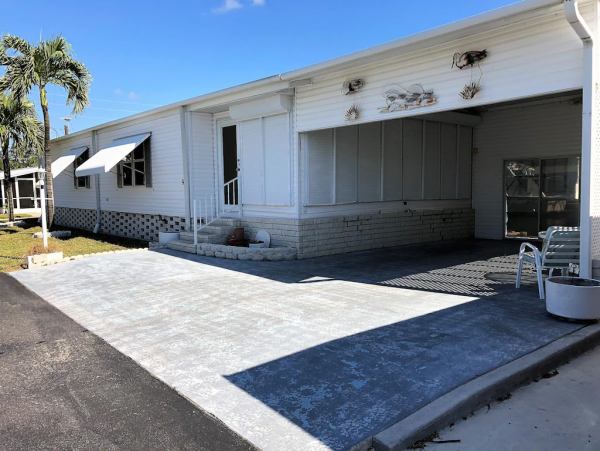 Fort Myers Home 999697