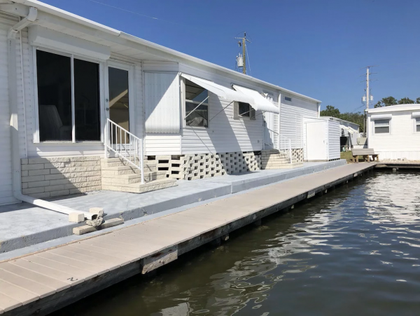 Fort Myers Home 999697