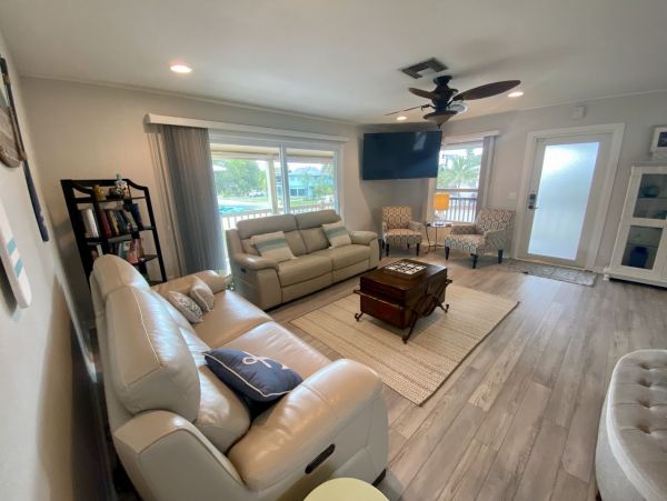 Fort Myers Home 999698