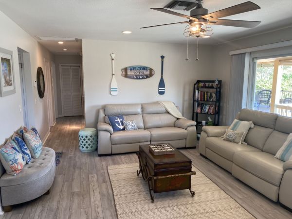 Fort Myers Home 999698