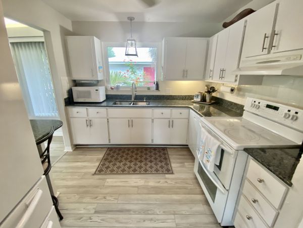 Fort Myers Home 999698