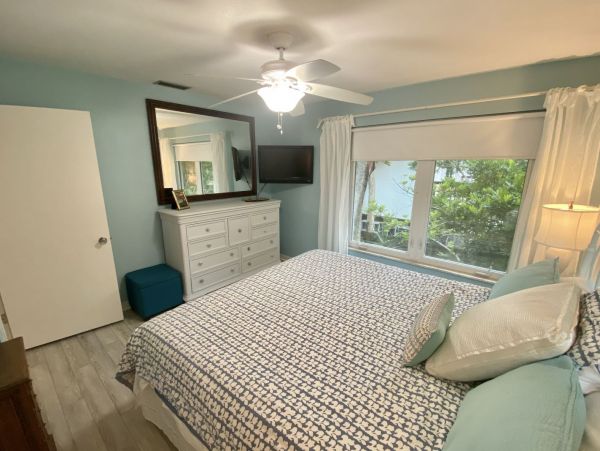 Fort Myers Home 999698