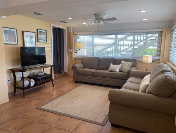 Fort Myers Home 999698
