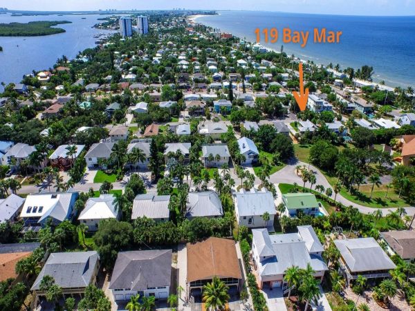 Fort Myers Home 999698
