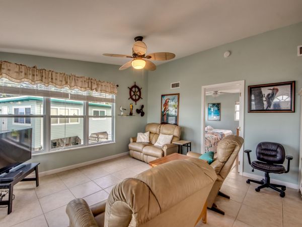 Fort Myers Home 999699