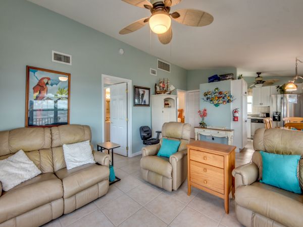Fort Myers Home 999699