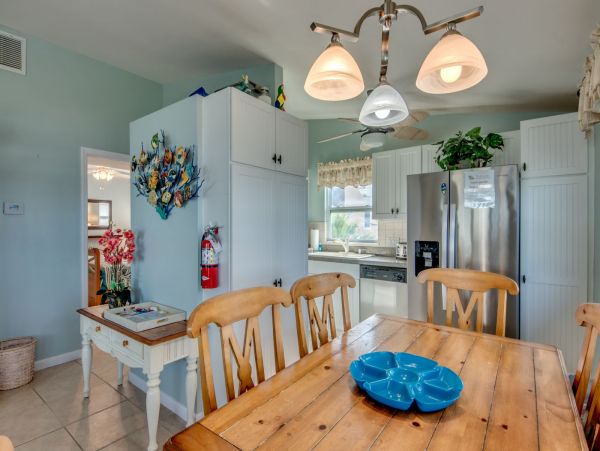 Fort Myers Home 999699