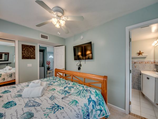 Fort Myers Home 999699