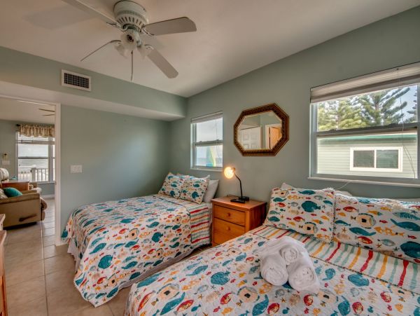 Fort Myers Home 999699