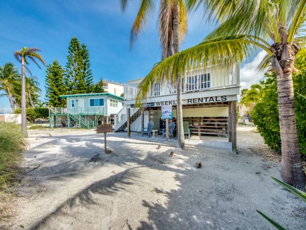 Fort Myers Home 999699