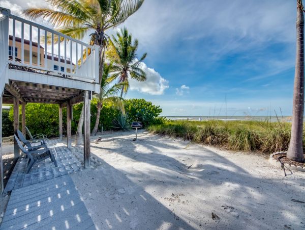 Fort Myers Home 999699