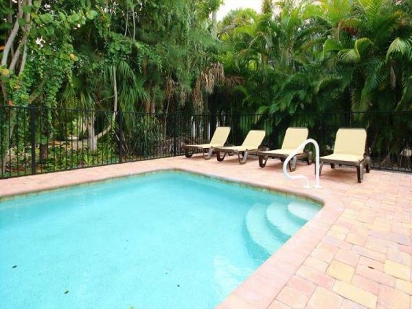 Fort Myers Home 999701