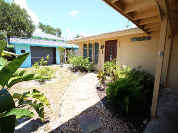 Fort Myers Home 999702