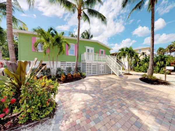 Fort Myers Home 999704