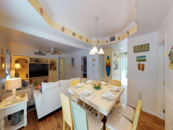 Fort Myers Home 999704