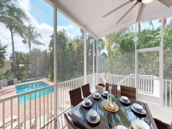 Fort Myers Home 999704