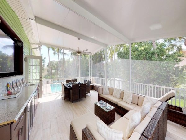 Fort Myers Home 999704