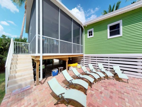Fort Myers Home 999704
