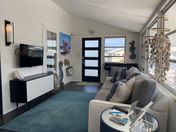 Fort Myers Home 999710
