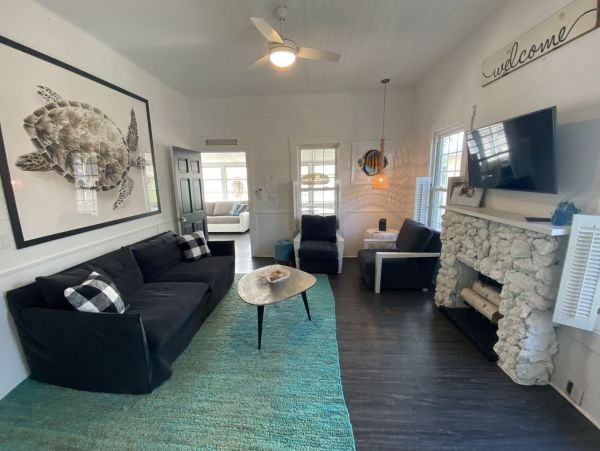 Fort Myers Home 999710