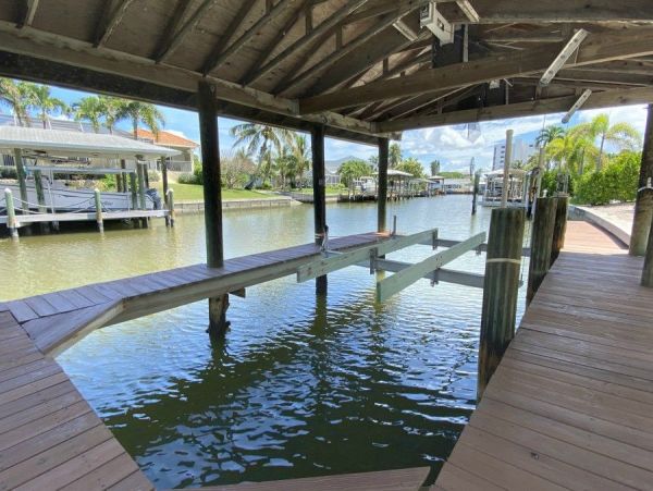 Fort Myers Home 999711