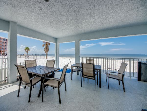 Fort Myers Two Bedroom Top-Floor Beachfront Condo