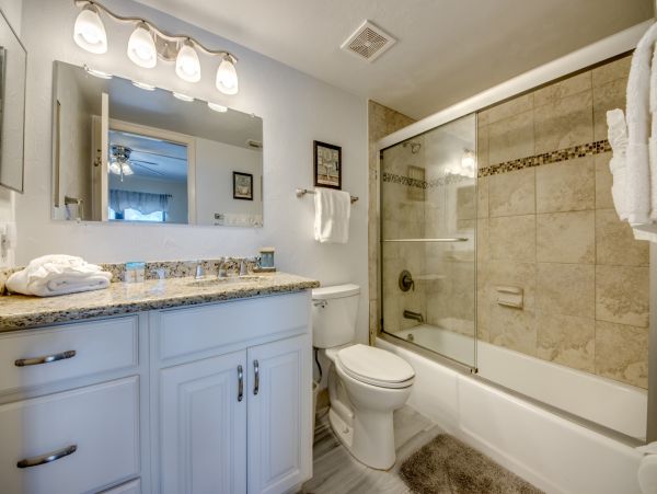 Fort Myers Two Bedroom Top-Floor Beachfront Condo