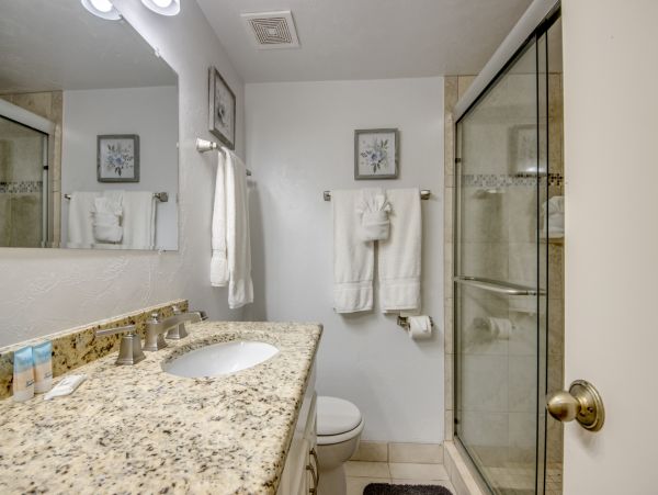 Fort Myers Two Bedroom Top-Floor Beachfront Condo