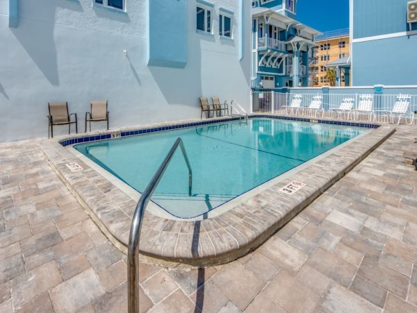 Fort Myers Two Bedroom Top-Floor Beachfront Condo