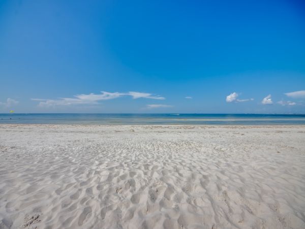 Fort Myers Two Bedroom Top-Floor Beachfront Condo