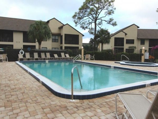 Fort Myers Condo 999716