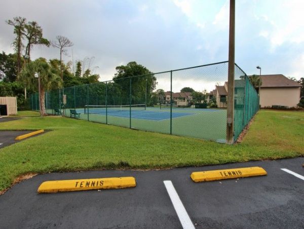 Fort Myers Condo 999716