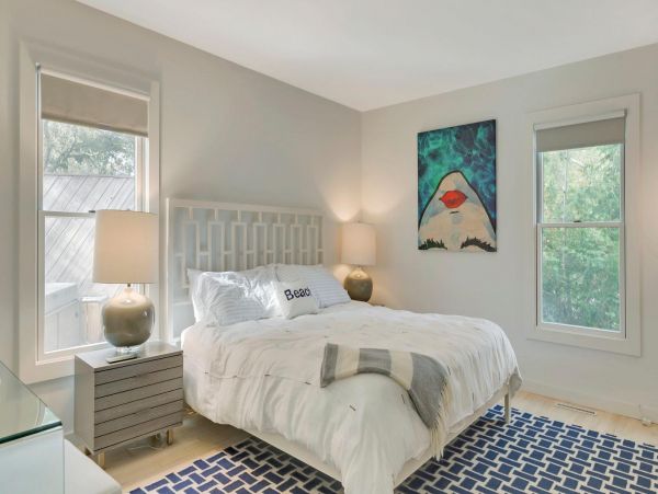 Beautiful Hamptons Vacation Rental Home with Private Hot Tub