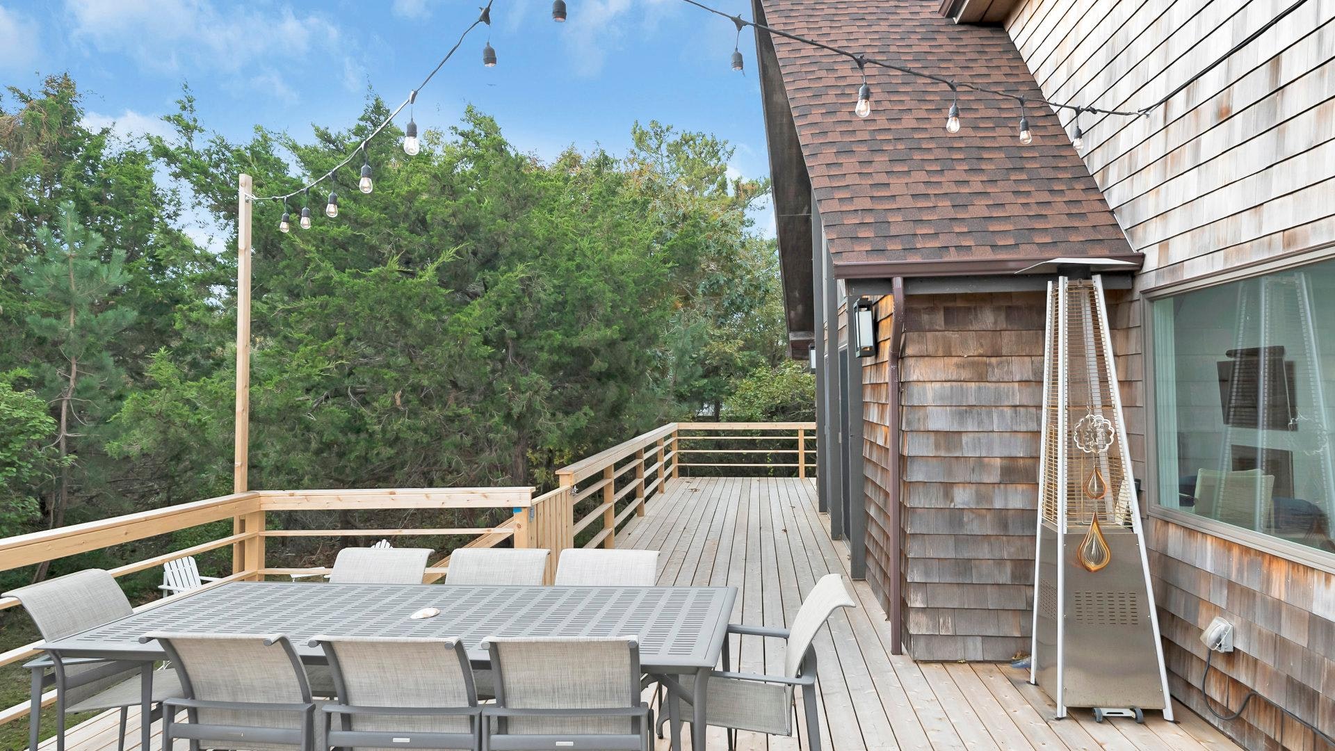 Beautiful Hamptons Vacation Rental Home with Private Hot Tub