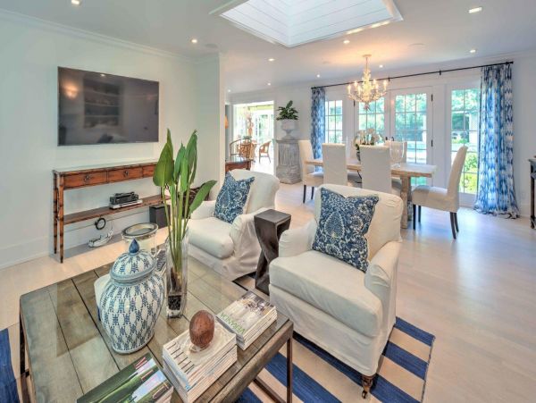 Hamptons Home 999719