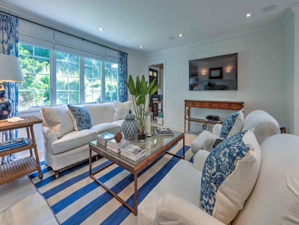 Hamptons Home 999719