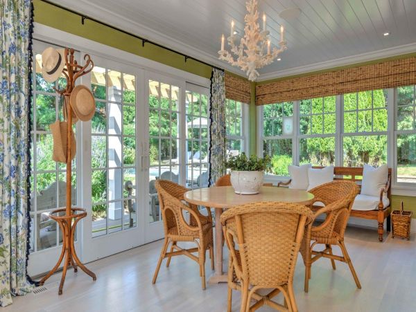 Hamptons Home 999719