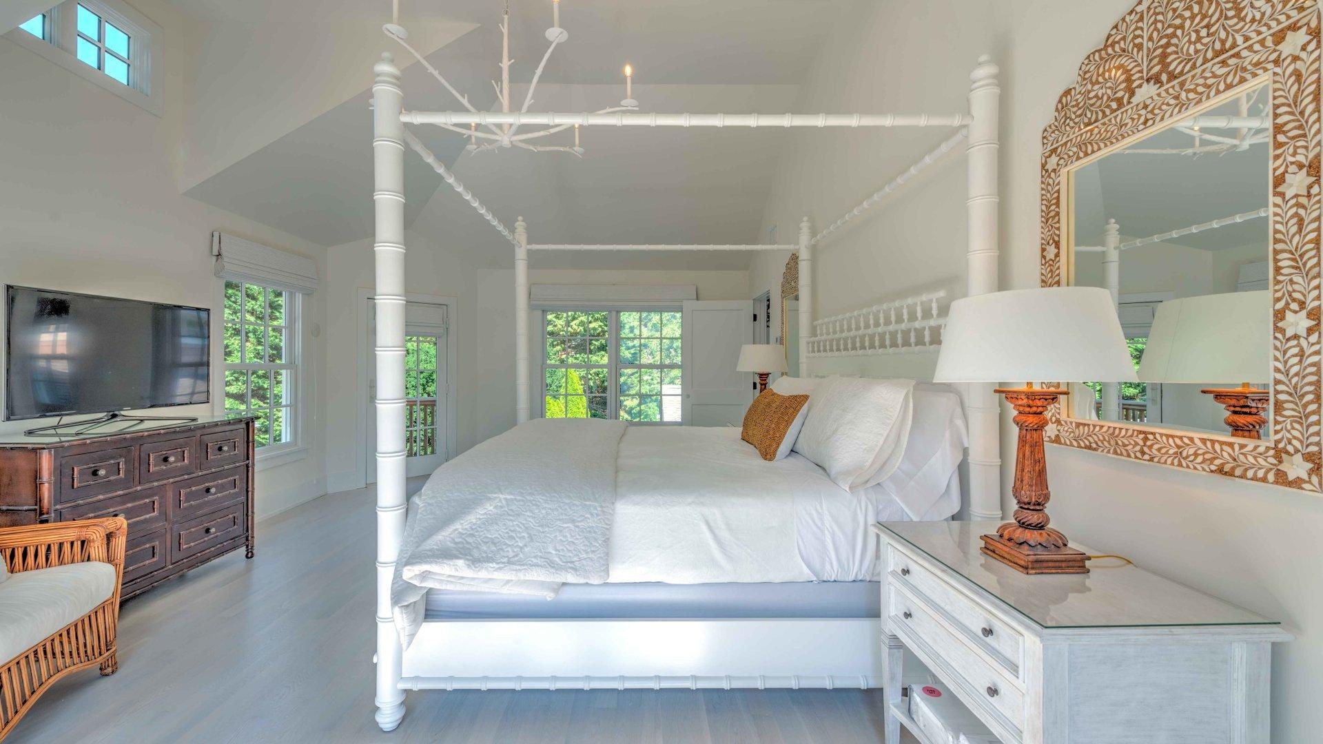 Hamptons Home 999719