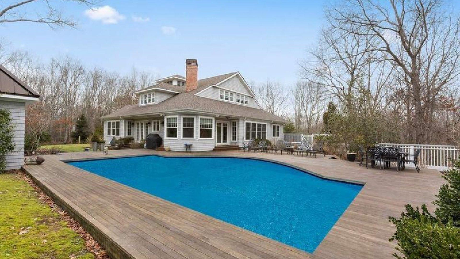 Beautiful Hamptons Vacation Rental Home with Private Pool