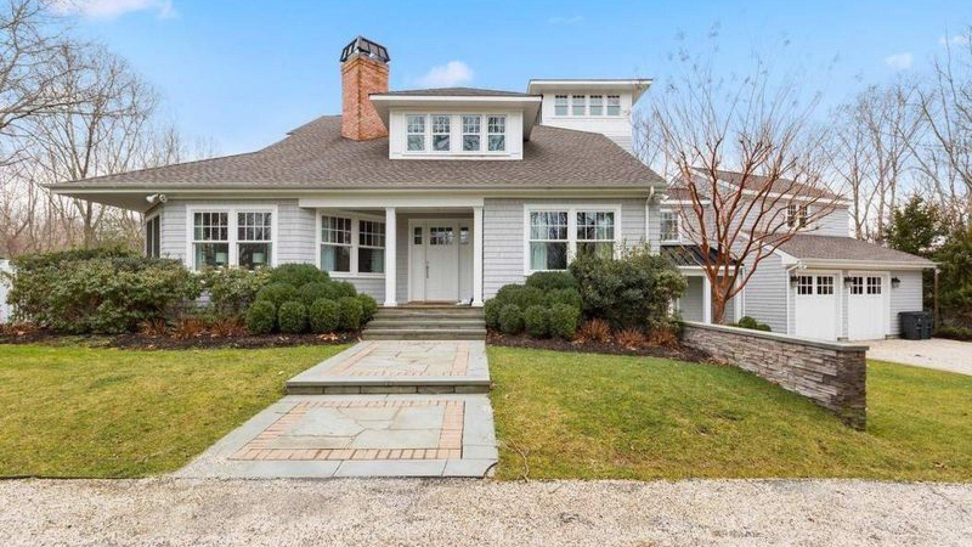 Beautiful Hamptons Vacation Rental Home with Private Pool