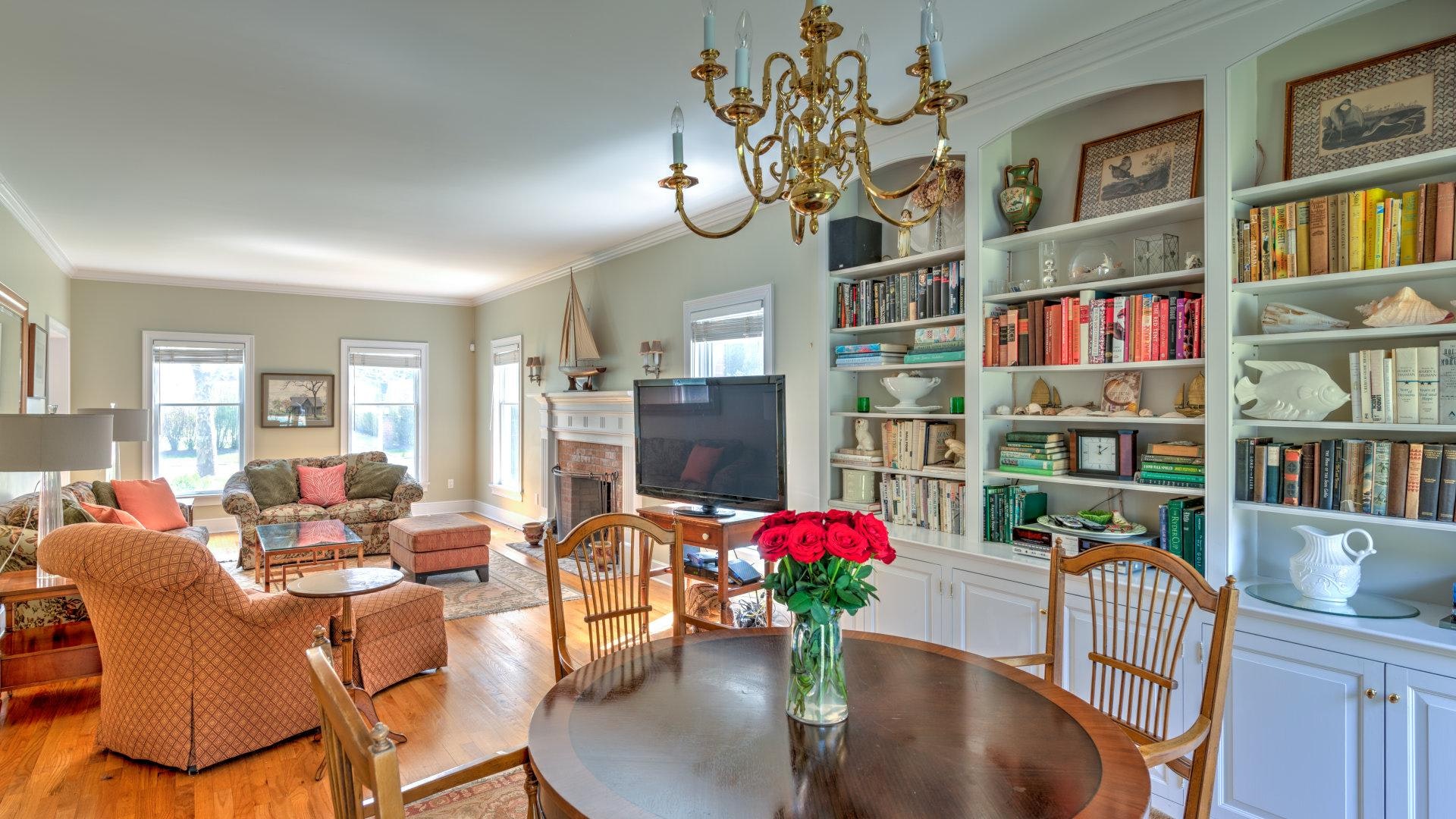 Hamptons Home 999722