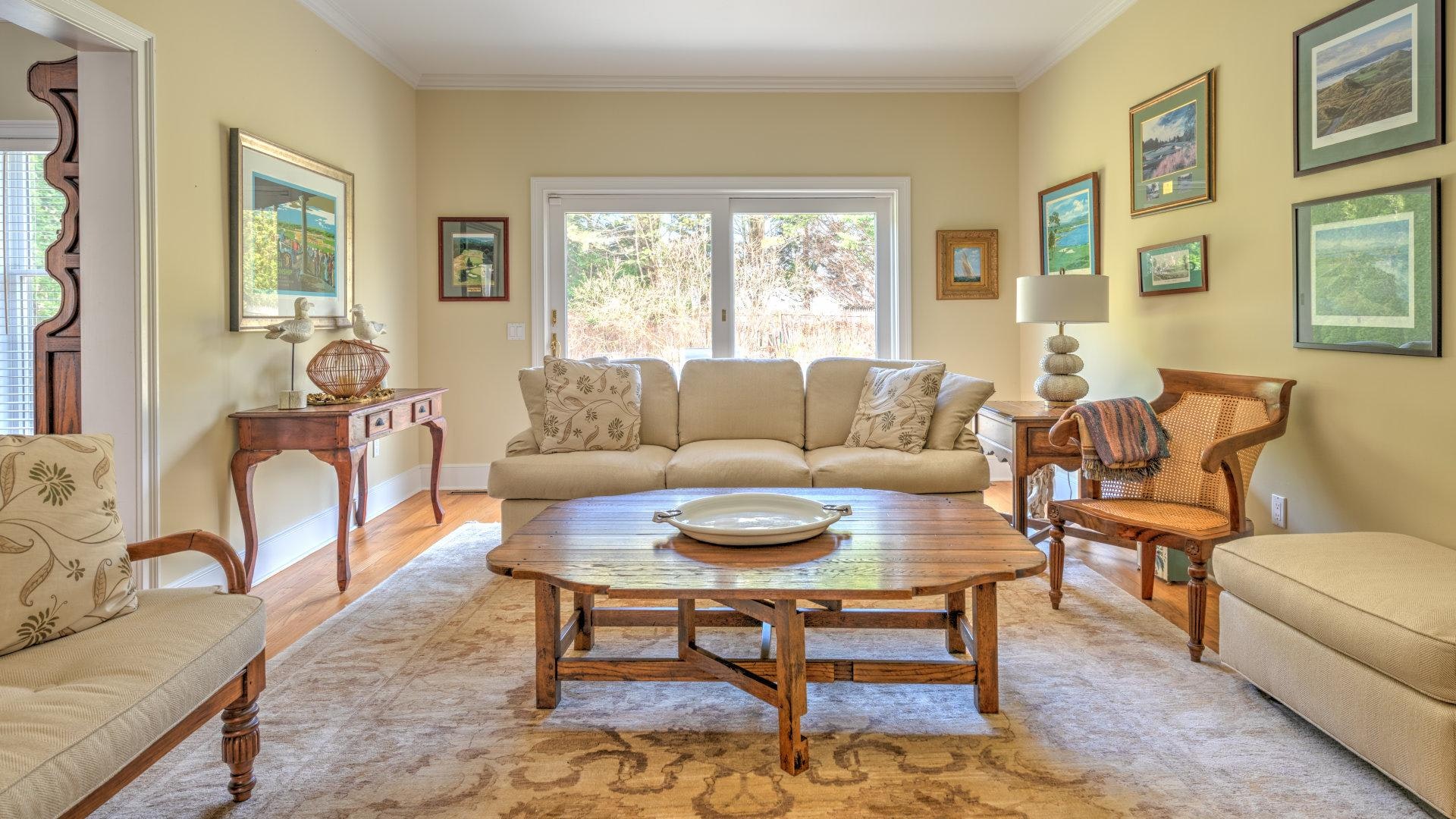 Hamptons Home 999722