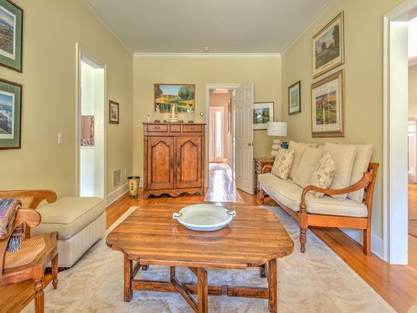 Hamptons Home 999722