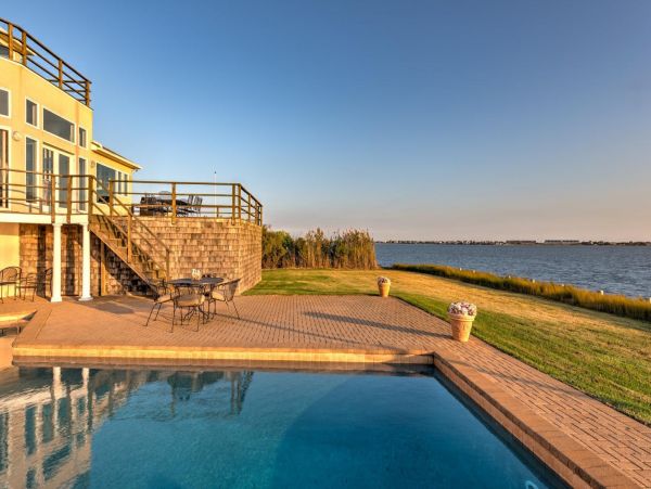 Westhampton Vacation Pool Home Four Bedroom